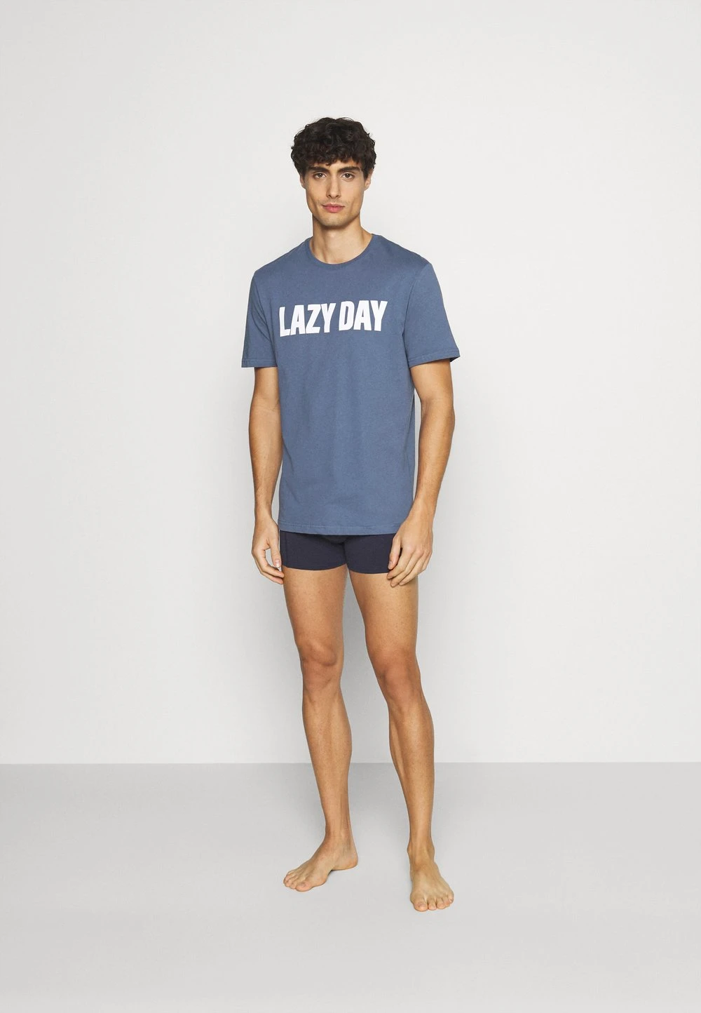 Pier One Vendre-Réclame Haut de pyjama pyjamas col rond homme 4 Pier One Vendre-Réclame Haut de pyjama pyjamas col rond homme – Image 2