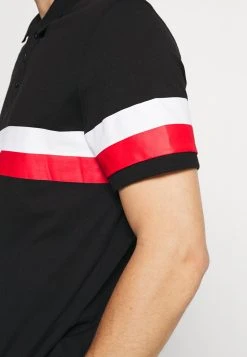 Pier One Prix Accessible Polo t-shirts col rond homme -Promos Pier One Boutique 4600925151eb447f9c757ad76ca62ca3