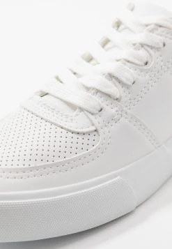 Pier One UNISEX - Baskets basses Assurance De l’Authenticité sneakers rond 14 Pier One UNISEX - Baskets basses Assurance De l’Authenticité sneakers rond -Promos Pier One Boutique 488d591e750243168519a644f0cd0bd1