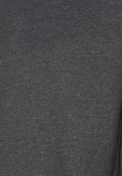 Prix Ourlé Pier One 2 PACK - T-shirt à manches longues t-shirts & polos col rond homme 18 Prix Ourlé Pier One 2 PACK - T-shirt à manches longues t-shirts & polos col rond homme -Promos Pier One Boutique 49983b129a4b4263aba836b315dc8942