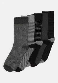 Pier One Produit de première qualité 5 PACK - Chaussettes sous-vêtements & chaussettes rayures homme 12 Pier One Produit de première qualité 5 PACK - Chaussettes sous-vêtements & chaussettes rayures homme -Promos Pier One Boutique 4bfc6d6b63a449caadab1ceecde6bda5