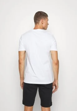 Pier One Soldes En Ligne 7 PACK - T-shirt basique t-shirts col rond homme 19 Pier One Soldes En Ligne 7 PACK - T-shirt basique t-shirts col rond homme -Promos Pier One Boutique 4c6d204e8dc94472bbef7b0c70bc02cc