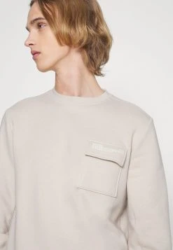 Prix Avantageux Pier One UNITED UTILITY CREW - Sweatshirt sweats & hoodies col rond homme -Promos Pier One Boutique 4da17c2fd74c4e71a0069a716355013f