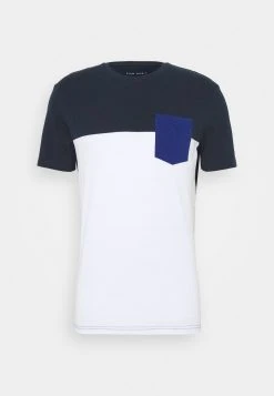 Qualité garantie 100% Pier One T-shirt imprimé - dark blue t-shirts col rond homme -Promos Pier One Boutique 4eb06cedbc294eff9c3f506ddec948cb 1