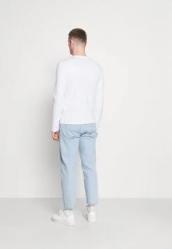 Pier One 5 PACK - T-shirt à manches longues Prix Exclusifs t-shirts col rond homme -Promos Pier One Boutique 501e285d599547fa8b3d97a7168757c4