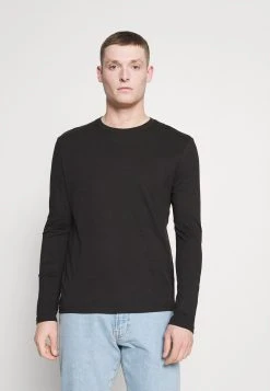 Pier One 5 PACK - T-shirt à manches longues Prix Exclusifs t-shirts col rond homme -Promos Pier One Boutique 504fb867bed4445ca997ccec5c3b3174