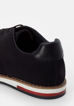 Bas Prix Pier One Chaussures à lacets derbies, richelieus & chaussures bateau rond homme -Promos Pier One Boutique 51a76fb8dbd4429aaea1548d8c70b1a6