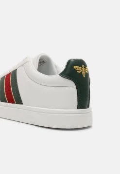 Pier One Un Tarif Préférentiel UNISEX - Baskets basses sneakers rond homme 15 Pier One Un Tarif Préférentiel UNISEX - Baskets basses sneakers rond homme -Promos Pier One Boutique 5247aa28978d4f76b2cf9926dc45aa82