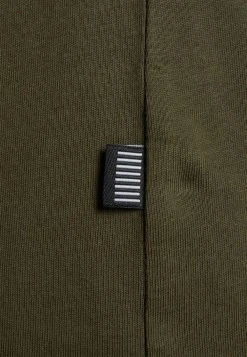 Pier One 2 PACK - T-shirt imprimé Prix Réduit t-shirts col rond homme -Promos Pier One Boutique 54429e2d9ebf4fc892d56735a7acb1e4