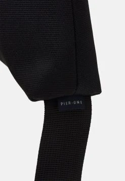 Pier One UNISEX - Sac bandoulière Produit de première qualité sacs et bagages compartiment pour téléphone portable 9 Pier One UNISEX - Sac bandoulière Produit de première qualité sacs et bagages compartiment pour téléphone portable -Promos Pier One Boutique 5ad12cfe4065434fb4a966d6c236f3fb