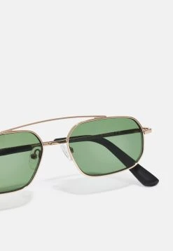 Haute Qualité Pier One Lunettes de soleil ovale femme -Promos Pier One Boutique 5bc4ec5a70a64828bbed162942d559a7