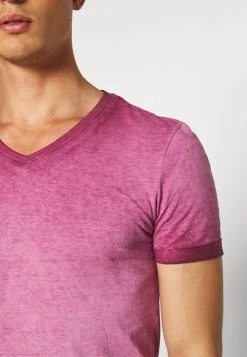 Pier One Qualité garantie 100% T-shirt basique t-shirts col en v homme -Promos Pier One Boutique 5c1cda749d644970bfb91809737b44f2