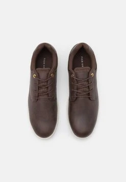 Pier One Promos Chaussures à lacets derbies, richelieus & chaussures bateau rond homme -Promos Pier One Boutique 5d9a5a3b90d24ea28a4b4acd2cb50c27