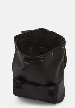 Pier One UNISEX - Sac à dos Prix Sacrifiés sacs et bagages compartiment pour téléphone portable -Promos Pier One Boutique 5f27933b129045e8bd6b3b078684ad69