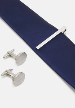 Pier One SET - Cravate Prix Avantageux cravates et nœuds papillon couleur unie homme -Promos Pier One Boutique 6091903160ae4c4bb24e23b21040a92b