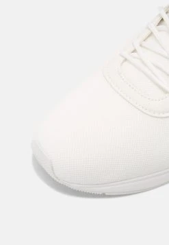 Pier One Baskets basses Haute Qualité sneakers rond homme 17 Pier One Baskets basses Haute Qualité sneakers rond homme -Promos Pier One Boutique 60dbc16254834717862ce8409b86865b
