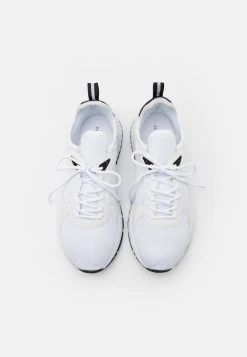 Prix Imbattable Pier One UNISEX - Baskets basses sneakers rond -Promos Pier One Boutique 61ab14be4da34ffa93dfdb10238aa0eb