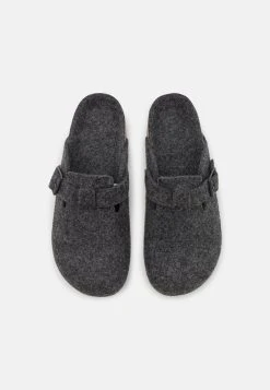 Pier One Prix De Rêve UNISEX - Chaussons sandales rond -Promos Pier One Boutique 62a621ccc92a457a97bbbf02997349e8