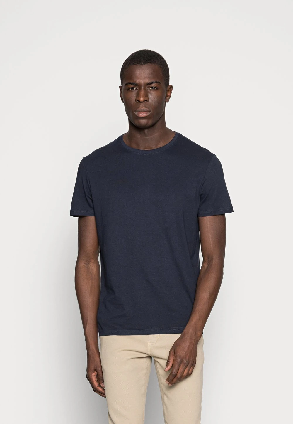 Pier One 2 PACK - T-shirt basique Prix De Lancement t-shirts col rond homme 6 Pier One 2 PACK - T-shirt basique Prix De Lancement t-shirts col rond homme – Image 4