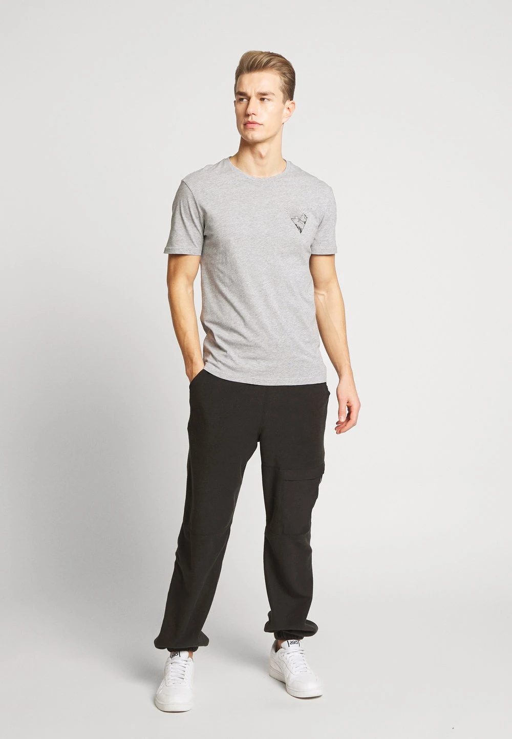 Pier One Se Vend Bas Prix T-shirt imprimé t-shirts & polos col rond homme 4 Pier One Se Vend Bas Prix T-shirt imprimé t-shirts & polos col rond homme – Image 2