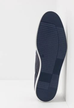 Pier One Assurance De l’Authenticité LEATHER - Chaussures à lacets derbies et richelieus rond homme 12 Pier One Assurance De l’Authenticité LEATHER - Chaussures à lacets derbies et richelieus rond homme -Promos Pier One Boutique 64d9e5dca7c3413b89d3d853220b5e35