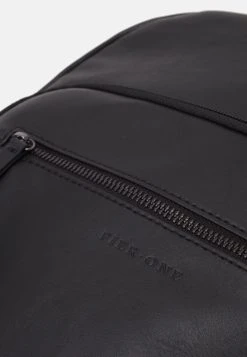 Pier One Prix Imbattable UNISEX - Sac à dos sacs compartiment pour pc portable 11 Pier One Prix Imbattable UNISEX - Sac à dos sacs compartiment pour pc portable -Promos Pier One Boutique 6559a72e88ab43c38b7125720c621e09