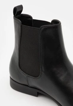 Pier One Bottines Prix Gelé bottes rond homme -Promos Pier One Boutique 69609d6782ce4285bfe9e86f27201d17