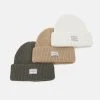 Pier One 3 PACK UNISEX - Bonnet Prix Légers casquettes, bonnets et chapeaux couleur unie -Promos Pier One Boutique 6ad8097c027d4ec08970da09c291110d 1