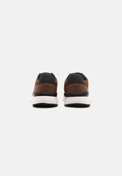 Pier One qualité absolue Baskets basses sneakers rond homme -Promos Pier One Boutique 6b00b3fe14814e97878f649328b34a3c