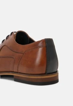 Pier One Derbies Qualité Fiable derbies et richelieus rond homme 15 Pier One Derbies Qualité Fiable derbies et richelieus rond homme -Promos Pier One Boutique 6d7a70fdbbf5465aa0245b5062e6e5dd