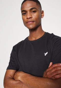 Pier One En Remise 2 PACK - T-shirt basique t-shirts col rond homme -Promos Pier One Boutique 6e0f35f7ad99442daf6e78aa2a80a527