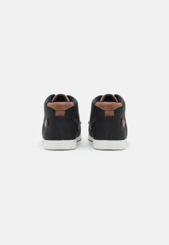 Pier One Bas Prix Baskets basses baskets & sneakers rond homme -Promos Pier One Boutique 6e7e25264d72435da96f652c399640cf
