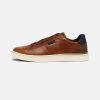 Pier One Pas Cher Baskets basses sneakers rond homme -Promos Pier One Boutique 72a1b1045e3848b2a17a08eb2656f9cc