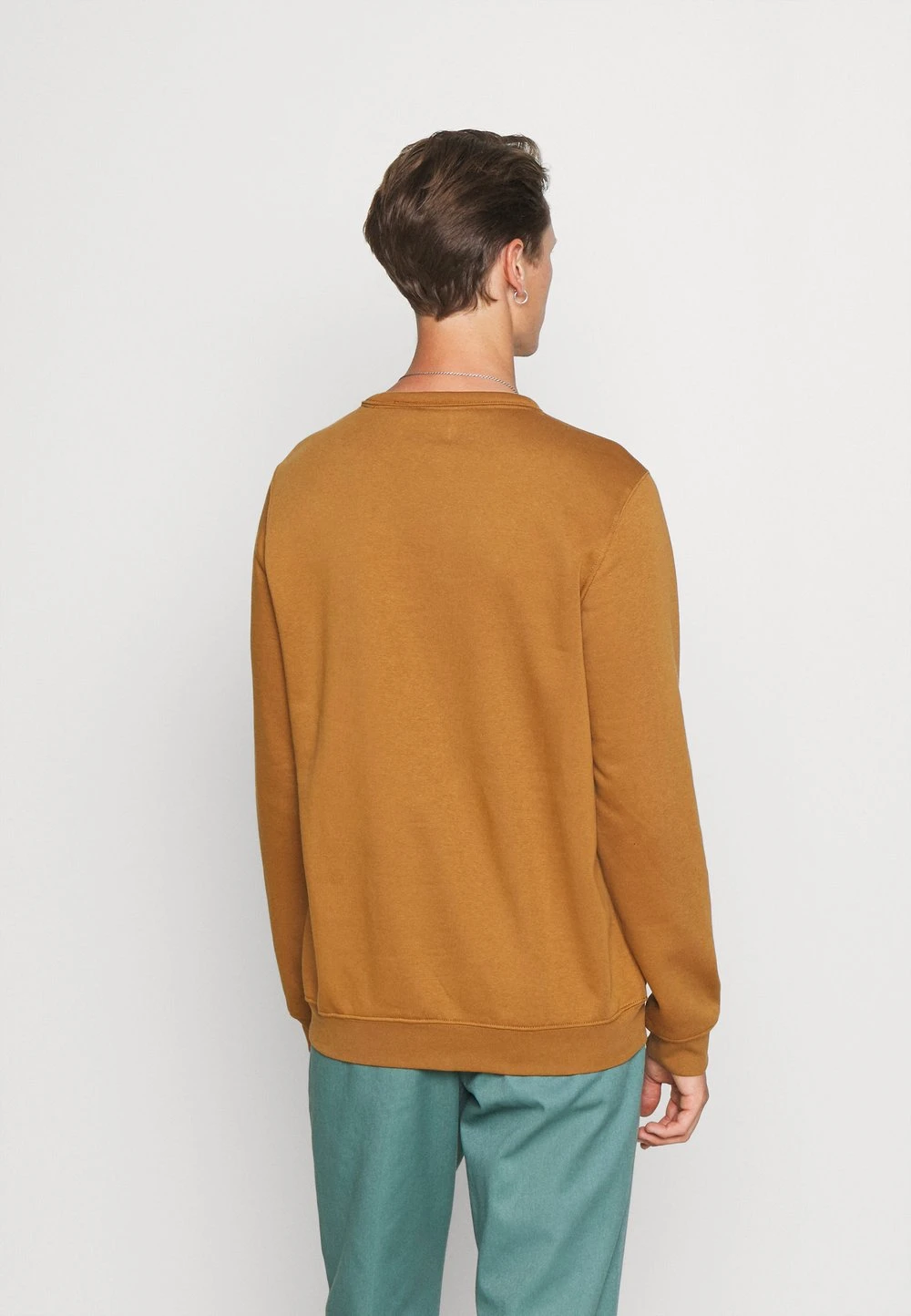 Pier One Sweatshirt Prix Sacrifiés pulls et gilets col rond homme 5 Pier One Sweatshirt Prix Sacrifiés pulls et gilets col rond homme – Image 3