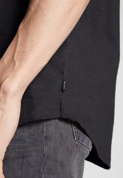 Prix De Lancement Pier One T-shirt basique t-shirts col rond homme 14 Prix De Lancement Pier One T-shirt basique t-shirts col rond homme -Promos Pier One Boutique 7a5a85eb54da478ca91edef0d380e1c9