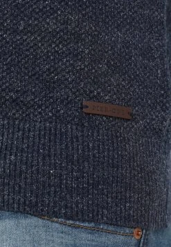 Pier One Prix Réduit Gilet pulls et gilets col en v profond homme 13 Pier One Prix Réduit Gilet pulls et gilets col en v profond homme -Promos Pier One Boutique 7b5558e50bdb464788d66cfa2f82c5a8