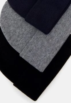 Pier One 3 PACK UNISEX - Bonnet Prix Malin casquettes, chapeaux et bonnets couleur unie -Promos Pier One Boutique 7bbcfcaa31bf4a148d992ad9095671c1