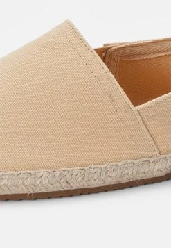 Prix Discount Pier One RENA ESPADRILLE UNISEX - Espadrilles chaussures basses rond -Promos Pier One Boutique 7bf9f79cf7ad4df8a90b17f86d74fca8