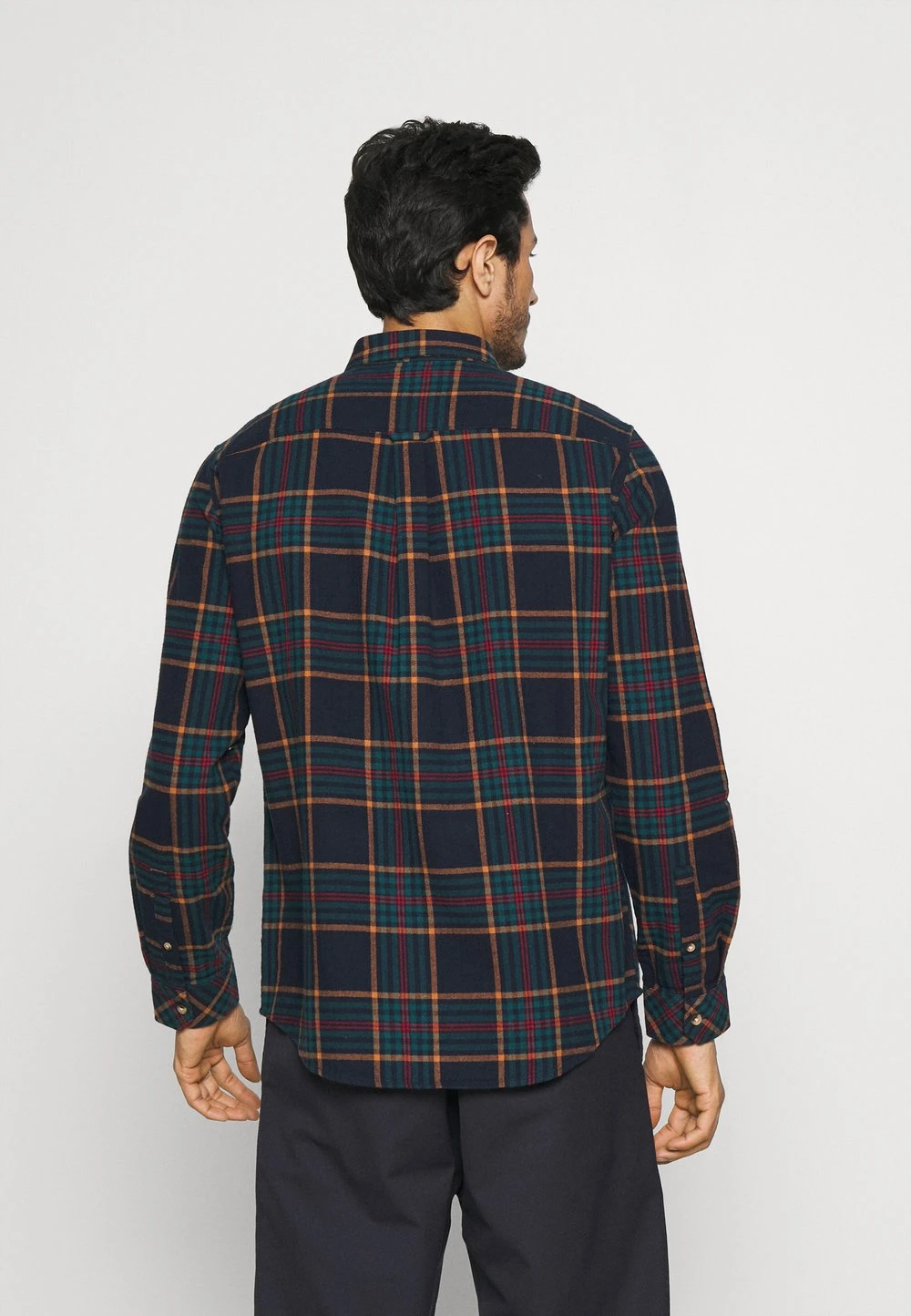 Pier One TARTAN SHIRT - Chemise Faible Prix chemises col kent homme 5 Pier One TARTAN SHIRT - Chemise Faible Prix chemises col kent homme – Image 3