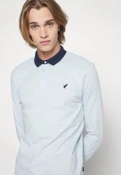 Pier One MUSCLE FIT - Polo Remise En Ligne t-shirts & polos col polo homme 13 Pier One MUSCLE FIT - Polo Remise En Ligne t-shirts & polos col polo homme -Promos Pier One Boutique 7d13b31096e341b7a24b0857e13b4ecc