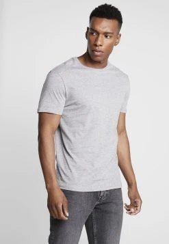 Prix Bradés Pier One 5 PACK - T-shirt basique t-shirts col rond homme 23 Prix Bradés Pier One 5 PACK - T-shirt basique t-shirts col rond homme -Promos Pier One Boutique 7eba97ea5a88465da953c1134f452ef3