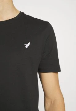 Pier One 5 PACK - T-shirt basique Qualité Garantie t-shirts col rond homme 19 Pier One 5 PACK - T-shirt basique Qualité Garantie t-shirts col rond homme -Promos Pier One Boutique 7ff9eb908aaf4b98b2151695076bad57