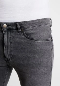 Pier One Prix Malin Jeans Skinny normale homme -Promos Pier One Boutique 8285f6e805054043a4b059b2dccf04e5