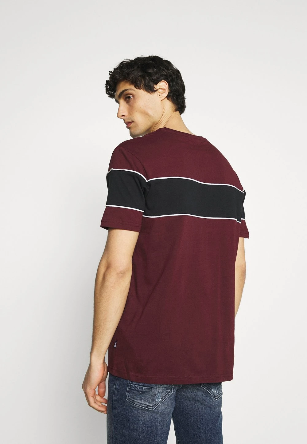 Pier One Vendre-Réclame T-shirt imprimé t-shirts col rond homme 5 Pier One Vendre-Réclame T-shirt imprimé t-shirts col rond homme – Image 3