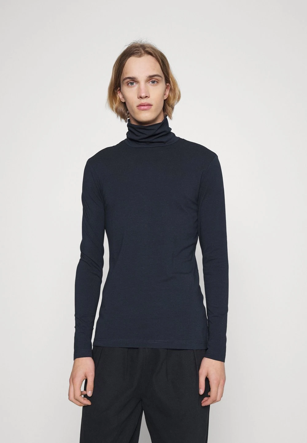 Pier One 2 PACK - T-shirt à manches longues Prix Préférentiel t-shirts & polos col roulé homme 6 Pier One 2 PACK - T-shirt à manches longues Prix Préférentiel t-shirts & polos col roulé homme – Image 4