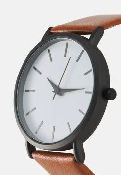 Pier One UNISEX - Montre Rabais montres et bijoux boucle ardillon -Promos Pier One Boutique 85a81b101dc74df08a2a213cd7f1d668