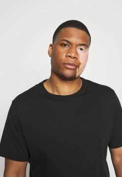 Prix Accessible Pier One 5 PACK - T-shirt basique t-shirts col rond homme -Promos Pier One Boutique 85ec83a1f80b460abaa80a02ecc0dfa2