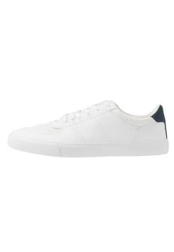 Pier One UNISEX - Baskets basses Assurance De l’Authenticité sneakers rond 15 Pier One UNISEX - Baskets basses Assurance De l’Authenticité sneakers rond -Promos Pier One Boutique 8877700bf4cd4295b58a412f0d8751f6