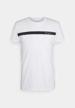 Pier One Prix Incroyables T-shirt imprimé t-shirts col rond homme -Promos Pier One Boutique 8a44dfeff7a9440fbde56ff8d02e4410 2