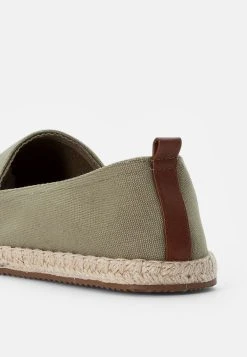 Pier One Prix Favorable RENA ESPADRILLE UNISEX - Espadrilles chaussures basses rond -Promos Pier One Boutique 8b1ef3dce9d344a08d816af96a53324d